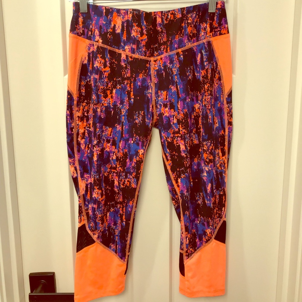 Danskin workout capris